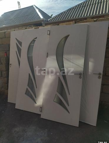 beton panel satilir: Ağ rəngli otaq qapıları dəsti 5 eder 1 ədədi 20 manat — 2