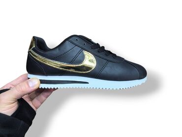Women's Sneakers and athletic shoes: Nike cortez patike NOVO
Novo
Brojevi 36 do 41
fb Moja Kupovina 1 na lalafo.rs — 4 Women's Sneakers and athletic shoes: Nike cortez patike NOVO
Novo
Brojevi 36 do 41
fb Moja Kupovina 1 — 4