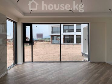 Продажа домов: Коттедж, 274 м², 5 комнат, Собственник, Дизайнерский ремонт — 4