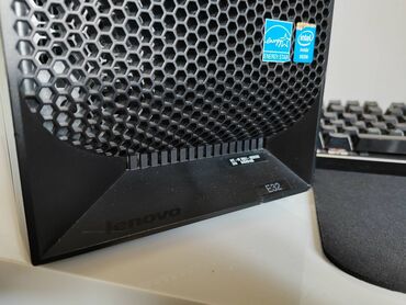 Desktop računari i radne stanice: Lenovo E32 Radna stanica / Gejmer Brend racunar-radna stanica Lenovo — 3