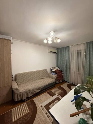 пол дома в бишкеке: 2 комнаты, 43 м², Хрущевка, 3 этаж, Косметический ремонт