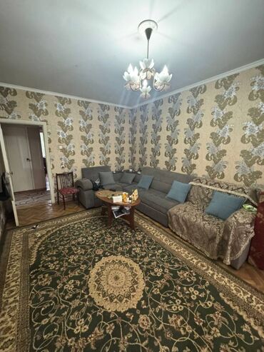 сдается 2 комнатная квартира город ош: 2 комнаты, 50 м², 105 серия, 1 этаж
