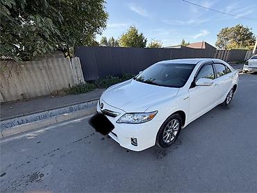 Toyota: Toyota Camry: 2010 г., 2.5 л, Вариатор, Гибрид, Седан — 2