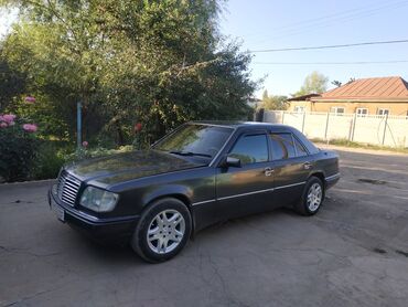 продажа авто в бишкеке и по всему кыргызстану: Mercedes-Benz W124: 1990 г., 2.3 л, Механика, Бензин, Седан
