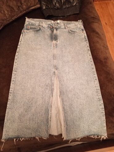 теплые плиссированные юбки: Açıq mavi rəngli denim ətək - Klassik beşcib dizaynı: iki ön cib, iki