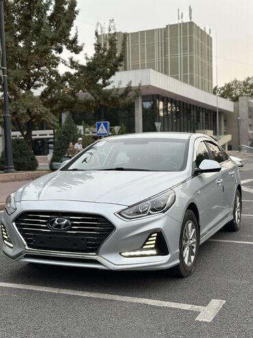 Hyundai: Hyundai Sonata: 2018 г., 2 л, Автомат, Газ, Седан