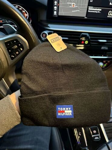 Kape: EA7 Emporio Armani zimske beanie kape - Model: klasična beanie kapa — 7