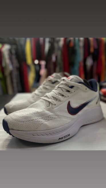 Кроссовки и спортивная обувь: Кроссовки секонд хенд Сокулук из Европы. размеры уточняем Сокулук — 5