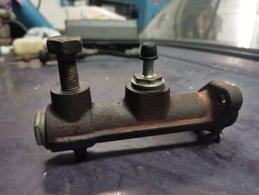 Auto delovi: Gornji cilindar kvacila Lada 7, Lada Niva br.1 Polovno, očuvano — 2