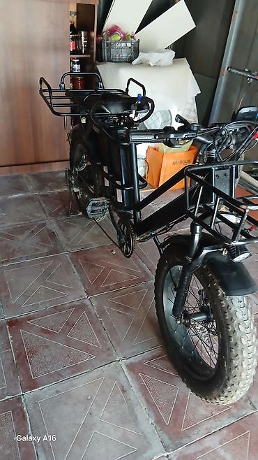 27 5 velosiped: İşlənmiş Elektrik velosipedi 28", sürətlərin sayı: 7, 750 < Vt, Ünvandan götürmə — 10
