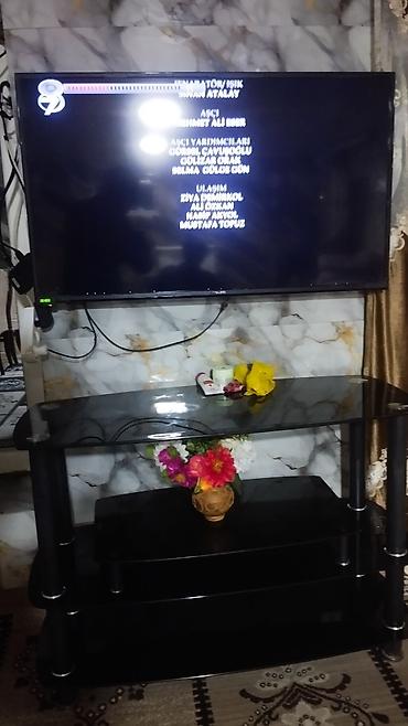 ikinci el tv satış: Salam ekran 1.8 tecili satilir barter yoxdur — 1