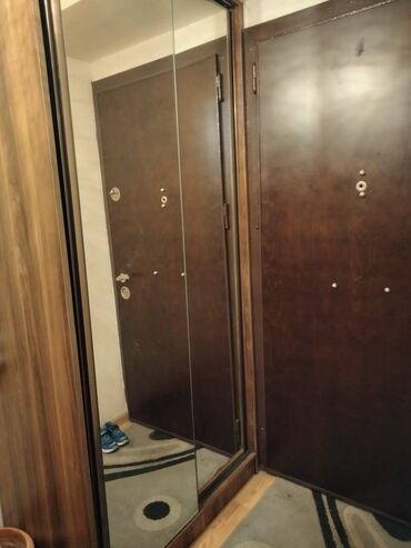 Uzunmüddətli kirayə mənzillər: Mənzil kirayə verilir. 2 otaq 9.5 mər. 55 kv. Seherin merkezinde — 10