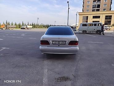 Mercedes-Benz: Mercedes-Benz E-Class: 3.2 l | — 9