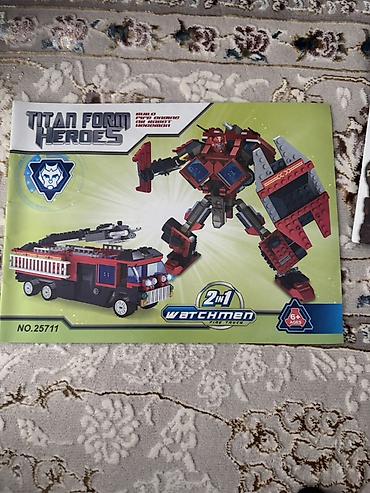 Другие строительные блоки: Конструкторы из серии аналогов LEGO: 1) Batleader — набор с — 4