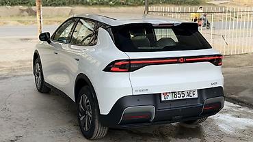 портер 2 2021: Changan Qiyuan Q05: 2026 г., Автомат, Электромобиль, Кроссовер — 4
