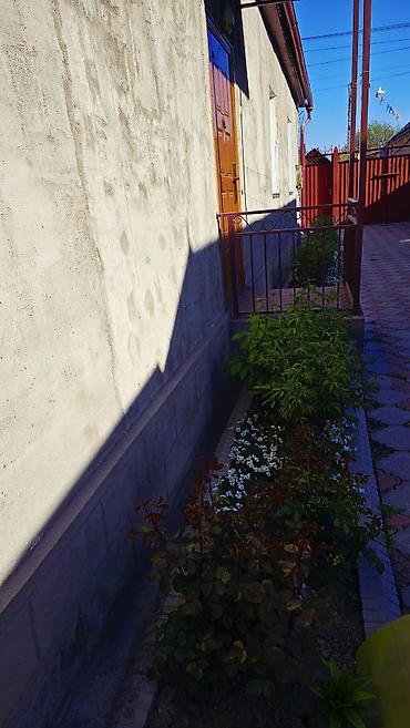 Продажа коттеджей и домов: Продам дом в городе.Кант во втором микрорайоне, район жилого дома — 14