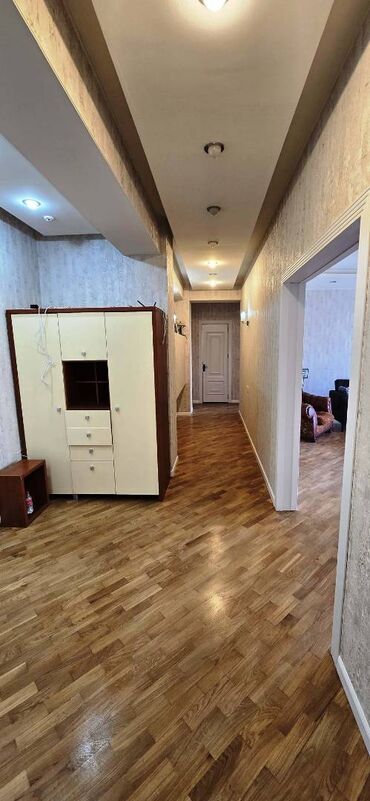 Yeni tikili: 3 otaqlı, Yeni tikili, 140 kv. m — 10