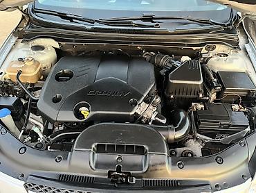 kia ceed sw: Kia Cee’d SW (universal) – gümüşü rəngdə, şəhər və ailə istifadəsi — 8