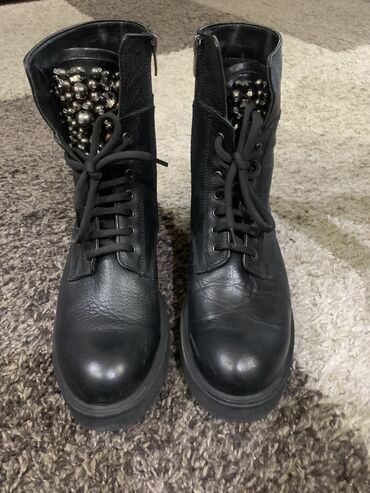 crne patike zenske: High boots, 40