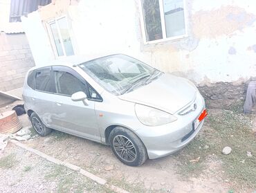 Hyundai: Hyundai : 2003 г., Седан