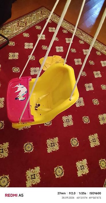 Лошадка-качалка: Uşaq yelləncəyi – asma tip - Material: möhkəm plastik korpus - Rəng — 2