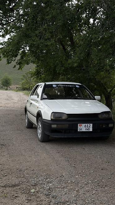 Продажа авто: Volkswagen Golf: 1992 г., 1.6 л, Механика, Бензин, Хэтчбэк — 6