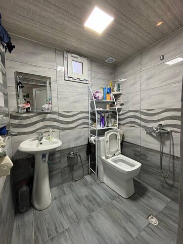 Həyət evləri və villaların satışı: 6 otaqlı, 160 kv. m, Yeni təmirli — 24