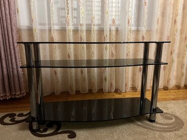 ekran dla projektora: Прямой ТВ стенд, С полками, Стеклянный