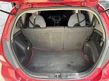 range rover 2011: Honda Jazz: 2002 г., 1.3 л, Механика, Бензин, Хэтчбэк — 7