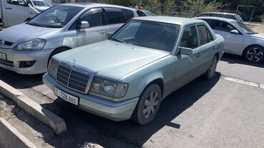 w124: Mercedes-Benz W124: 1992 г., 2.3 л, Механика, Бензин, Седан