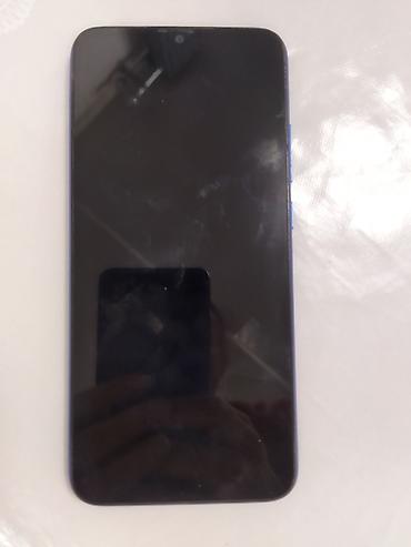 iphone r: Смартфон Redmi (синего цвета) - Корпус: текстурированная синяя задняя — 2