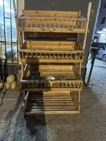 настольная полка: Полка для магазина, Б/у, Дерево, Самовывоз