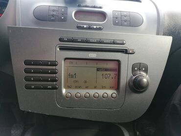 Auto elektronika: Prodajem radio cd MP3 plejer za Seat Ibiza i Leon, fabrički, ispravan