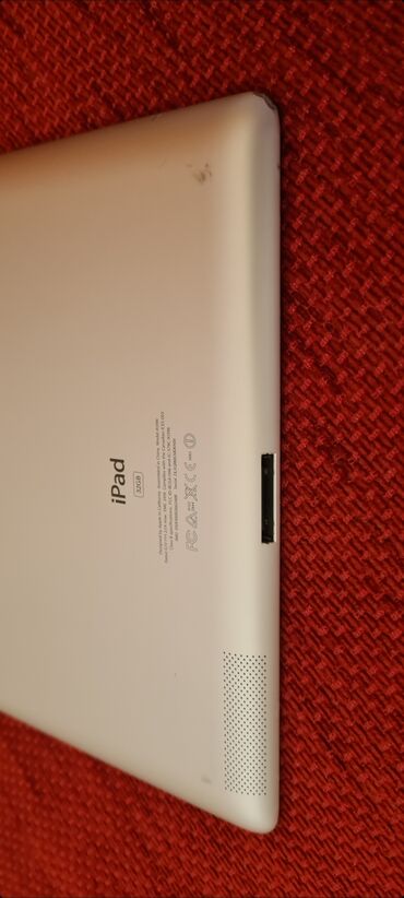 Tableti: ★ Na prodaju sivo beli Apple iPad 2 Model : A1396 Memorija: 32GB — 15