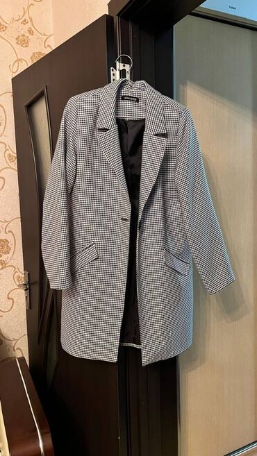 купить кожаную куртку в баку: Yenidir razmer 44-46. Qiymət 25azn lalafo.az -da купить кожаную куртку в баку: Yenidir razmer 44-46. Qiymət 25azn