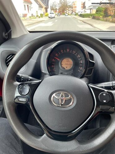 Toyota: Toyota Aygo: 1 l. | 2015 έ. Χάτσμπακ — 10