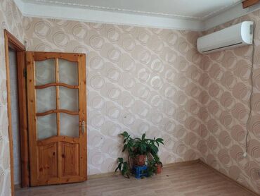 Uzunmüddətli kirayə mənzillər: Xırdalanda kohnə doğum evi indiki təcili yardıma,yanğın söndürən,2 — 3