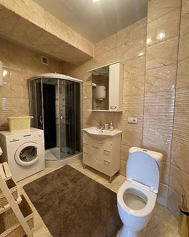 Аренда квартир: Сдается 3 ком кв, 125м2 Исанова- Московская. Квартира расположена на — 8