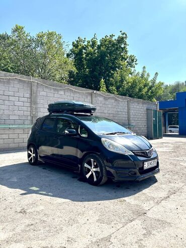 подкрылник фит: Honda Jazz: 2011 г., 1.5 л, Вариатор, Гибрид, Седан