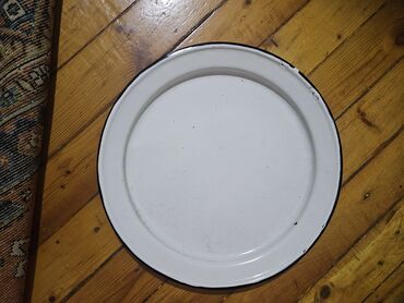 Digər süfrə qabları: Boşqablar, 1 əd, rəng - Ağ, Metal