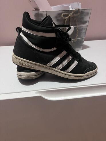 Women's Sneakers and athletic shoes: Reebok, 37, bоја - Roze — 17