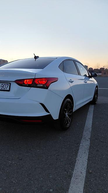 hunday diskleri: Hyundai Accent: 1.6 l | 2021 il Sedan — 1