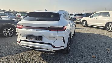 BYD: BYD Song Plus: 2024 г., 1.5 л, Гибрид, Кроссовер — 4