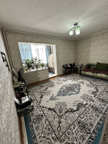 прадается 2 комнатная квартира: 1 комната, 41 м², Элитка, 8 этаж, Старый ремонт