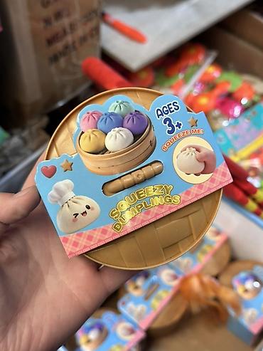4 года: Игрушка-антистресс Squeezy Dumplings - Набор мягких — 1