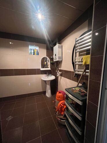 Həyət evləri və villaların satışı: Sulutəpə qəs. 3 otaqlı, 112 kv. m, Kredit yoxdur, Orta təmir -da lalafo.az — 7 Həyət evləri və villaların satışı: Sulutəpə qəs. 3 otaqlı, 112 kv. m, Kredit yoxdur, Orta təmir — 7