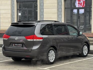 Toyota: Toyota Sienna: 2013 г., 3.5 л, Автомат, Бензин, Минивэн — 6