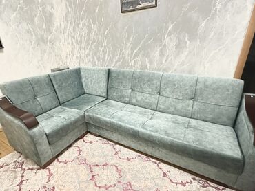 künc divan: Künc divan, Yeni, Açılan, Bazalı