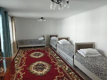 помещение балыкчы: Сдаются 2 дома в г. Балыкчы, после свежего ремонта кровати новые — 4