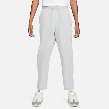 Pantalone: NIKE Club Woven Tapered Leg Pants Standard Fit Grey vel.M,L — 3
